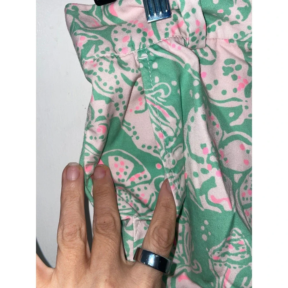 Lilly Pulitzer Barclay Chino Shorts Green Pink Floral Shell Print Womens 8